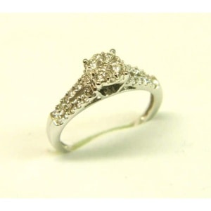 18ct White Gold Diamond Ring